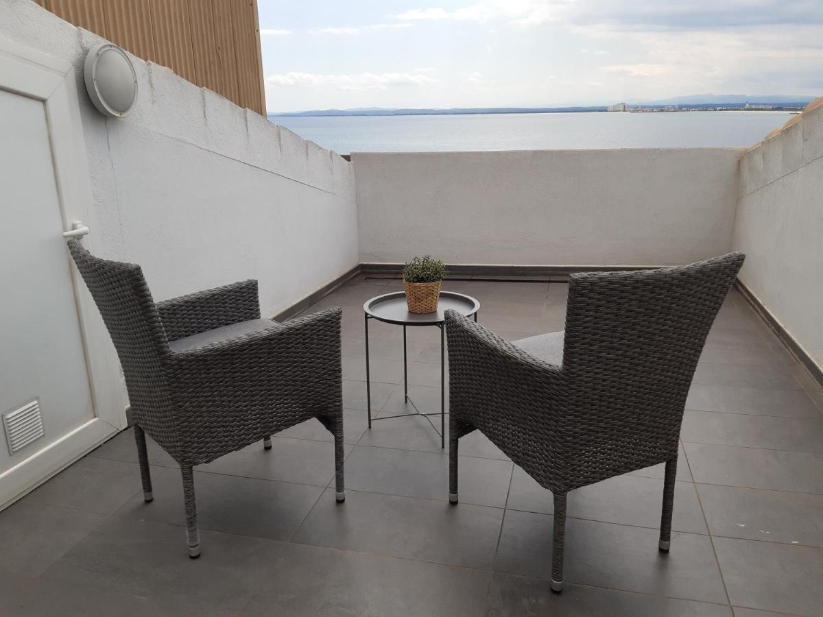 Ferienwohnung Roses Casc Antic Sl Avda Rodhe Exterior foto